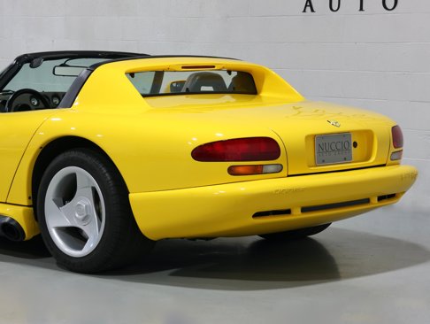 Used 1995 Dodge Viper RT/10 image 9