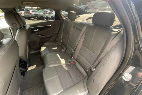 Used 2014 Chevrolet Impala LT Eco w/ Convenience Package image 23