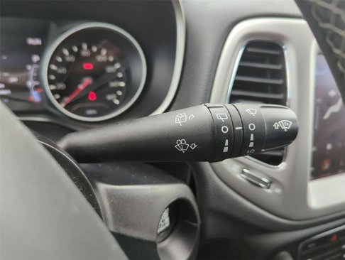 Used 2021 Jeep Compass Latitude image 24