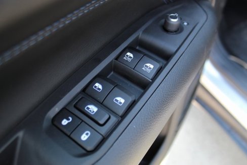 New 2025 Jeep Compass Latitude w/ Altitude Special Edition image 9