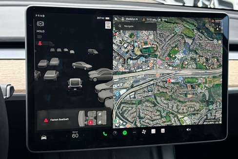 Used 2022 Tesla Model Y Long Range image 15