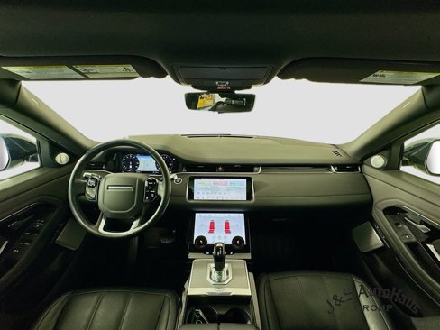 Used 2020 Land Rover Range Rover Evoque SE image 28