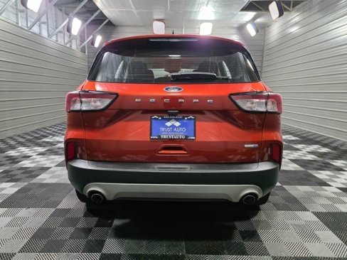 Used 2020 Ford Escape S image 6