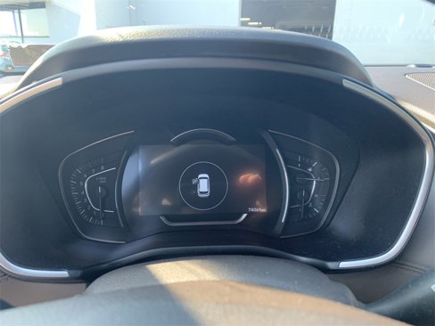 Used 2019 Hyundai Santa Fe SEL image 18