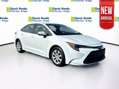 Used 2024 Toyota Corolla LE image 1