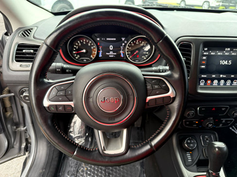 Used 2020 Jeep Compass Trailhawk image 24