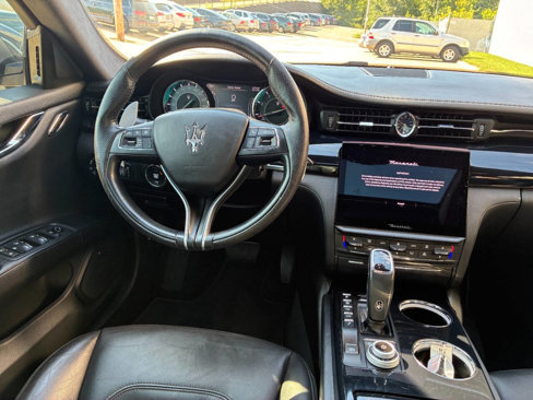 Used 2022 Maserati Quattroporte Modena Q4 image 18
