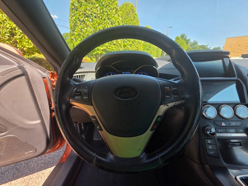 Used 2013 Hyundai Genesis 2.0T image 21