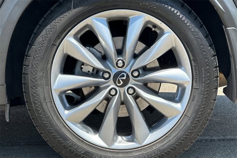 Used 2020 INFINITI QX50 Essential w/ Convenience Package image 28