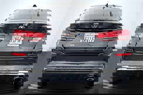 Used 2019 Kia Optima LX image 4