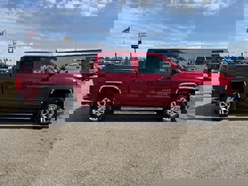 Used 2018 Chevrolet Silverado 1500 LT w/ All Star Edition image 8