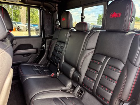 Used 2021 Jeep Gladiator Rubicon image 18