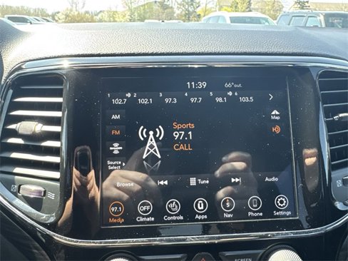 Used 2021 Jeep Grand Cherokee Laredo image 14