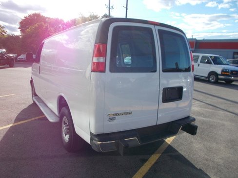 Certified 2022 Chevrolet Express 2500 w/ Driver Convenience Package image 9