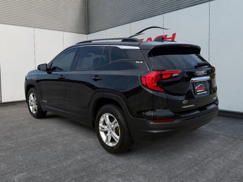Used 2019 GMC Terrain SLE w/ Driver Convenience Package image 11