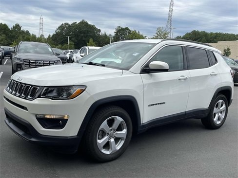 Used 2021 Jeep Compass Latitude image 3
