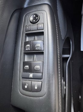 Used 2020 Jeep Grand Cherokee Limited w/ Luxury Group II image 24