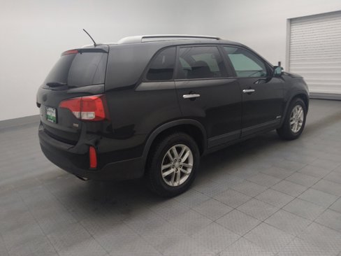 Used 2015 Kia Sorento LX image 10
