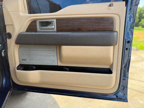 Used 2013 Ford F150 Lariat w/ Mid Equipment Group image 24