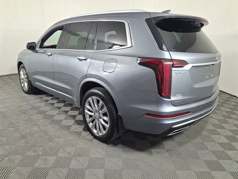 Used 2021 Cadillac XT6 Premium Luxury image 8