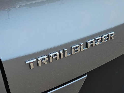 Used 2023 Chevrolet TrailBlazer LT w/ Convenience Package image 30