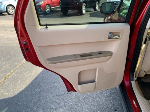 Used 2008 Ford Escape Limited image 12