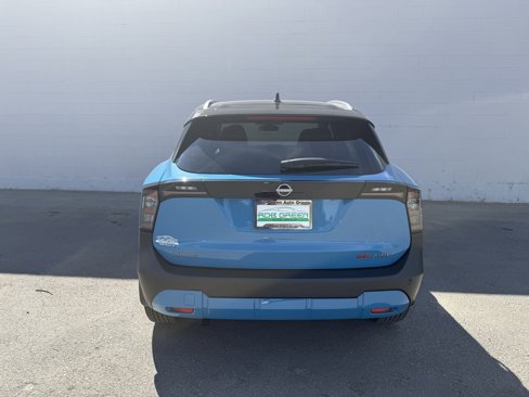 New 2025 Nissan Kicks SR w/ SR Premium Package image 6