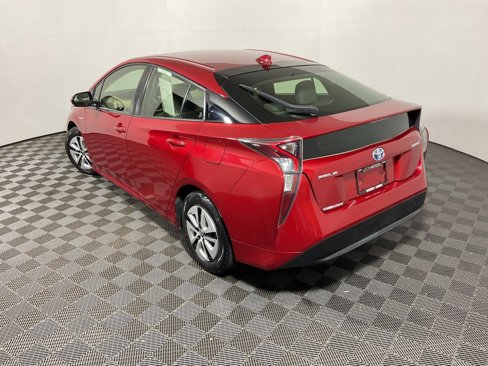 Used 2017 Toyota Prius Two image 12