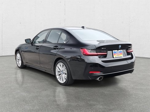 Used 2023 BMW 330e xDrive image 7