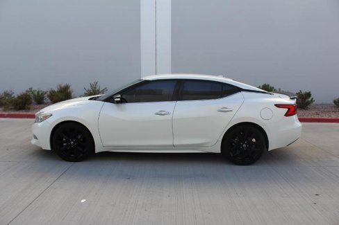 Used 2018 Nissan Maxima SR w/ Midnight Edition image 8