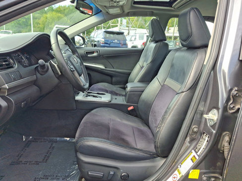 Used 2012 Toyota Camry SE image 12