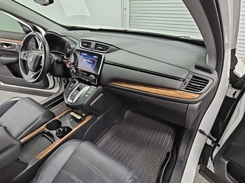 Used 2020 Honda CR-V Touring image 38