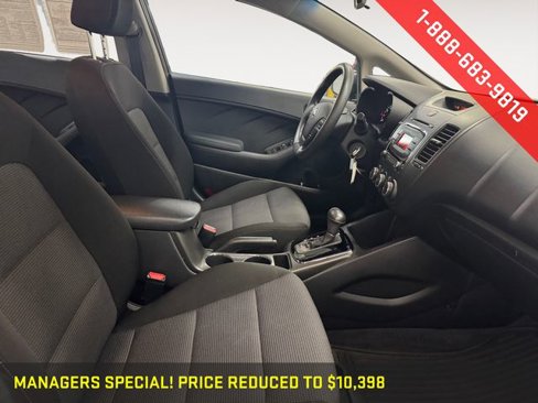 Used 2017 Kia Forte LX image 22