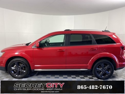 Used 2020 Dodge Journey Crossroad image 4