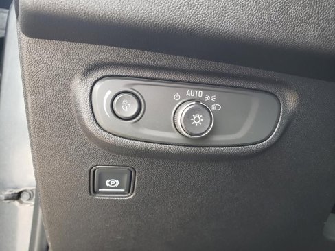 Used 2018 GMC Terrain SLE w/ Driver Convenience Package image 34