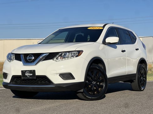 Used 2016 Nissan Rogue S image 1