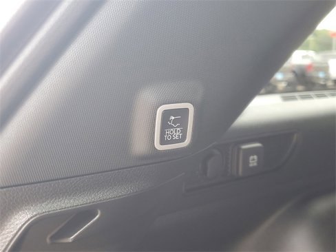 New 2025 Jeep Grand Cherokee Altitude image 7