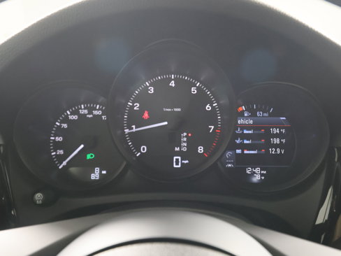 New 2025 Porsche Macan image 18