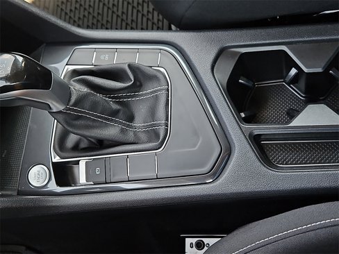Used 2024 Volkswagen Tiguan S w/ MDO Package, Three-Row image 22