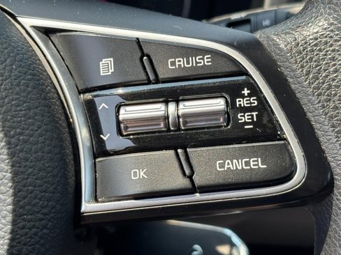 Used 2021 Kia Seltos LX image 18