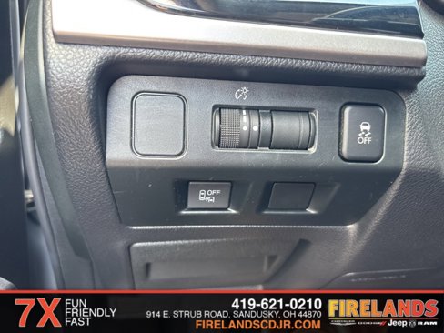 Used 2017 Subaru Crosstrek 2.0i Limited image 19