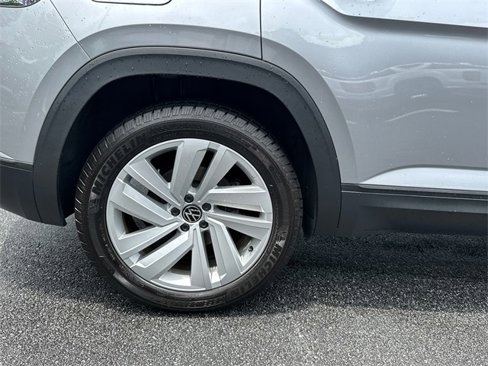 Used 2022 Volkswagen Atlas Cross Sport SE image 17