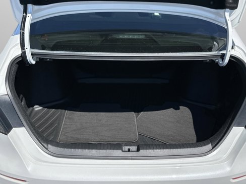 Used 2023 Honda Accord EX image 29
