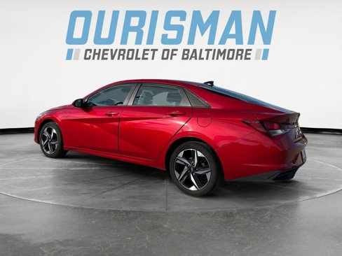 Used 2023 Hyundai Elantra SEL w/ Convenience Package image 4