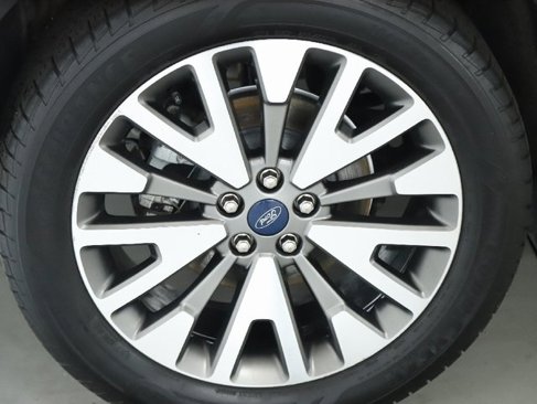 Used 2020 Ford Escape Titanium w/ Titanium Premium Package 2.0 image 12