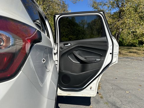 Used 2018 Ford Escape Titanium w/ Ford Safe & Smart Package image 34