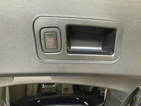 Used 2016 Tesla Model S 90D image 37