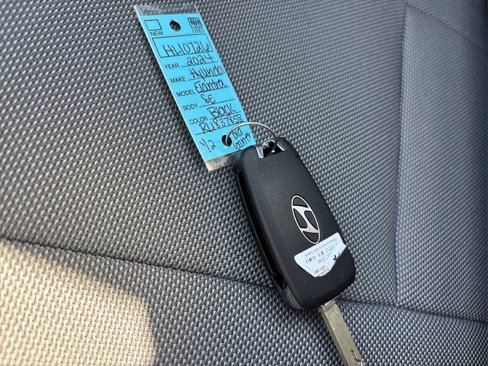 Certified 2024 Hyundai Elantra SE image 34