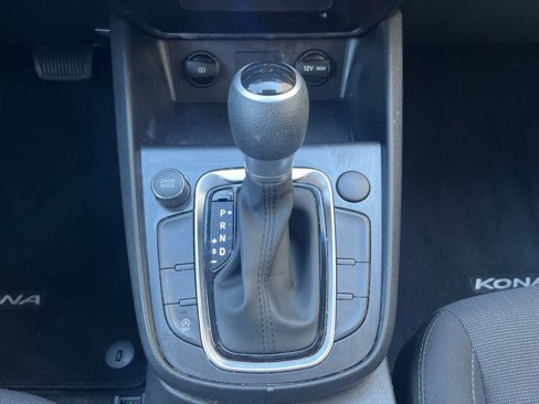 Certified 2022 Hyundai Kona SEL w/ Cargo Package image 45