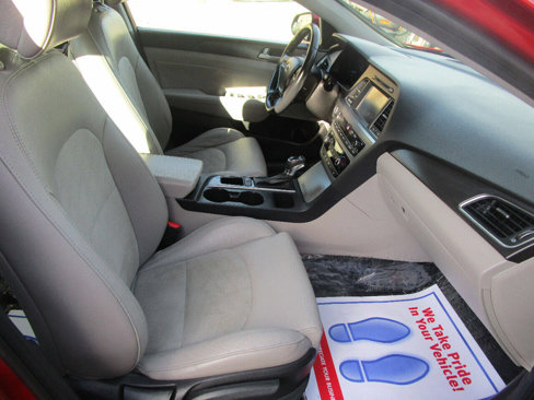 Used 2017 Hyundai Sonata Sport w/ Value Edition Package 02 image 14
